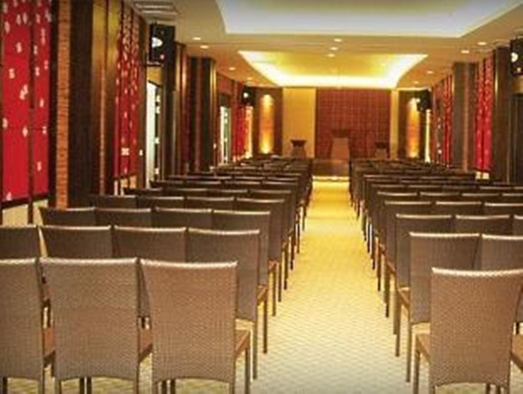 Tara Mantra Cha-Am Resort Екстер'єр фото