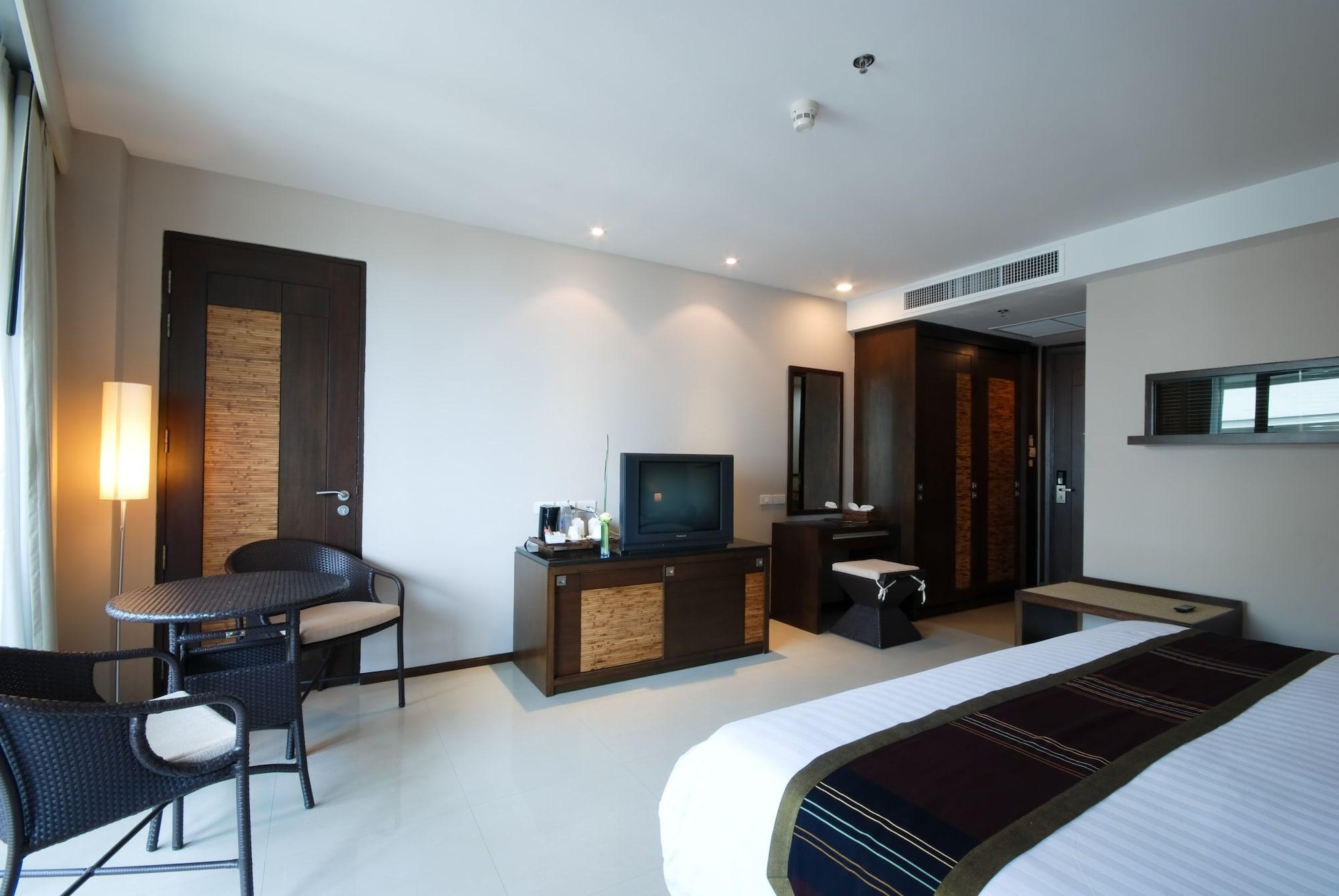 Tara Mantra Cha-Am Resort Екстер'єр фото